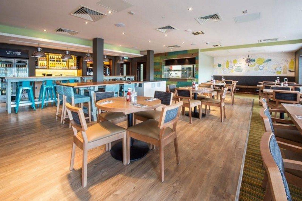 Premier Inn Isle Of Wight Sandown Εξωτερικό φωτογραφία